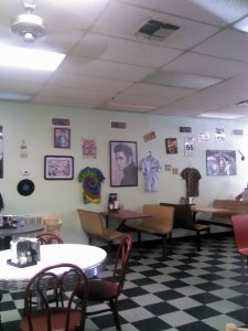 Love me a retro diner!!