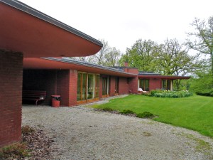 I do not own this photograph.  It was taken from:http://www.galenfrysinger.com/iowa_cedar_rock.htm